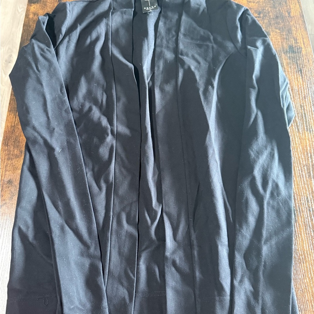 ORTTU Black Long Sleeve Cardigan